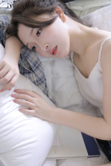 女邻居的大乳